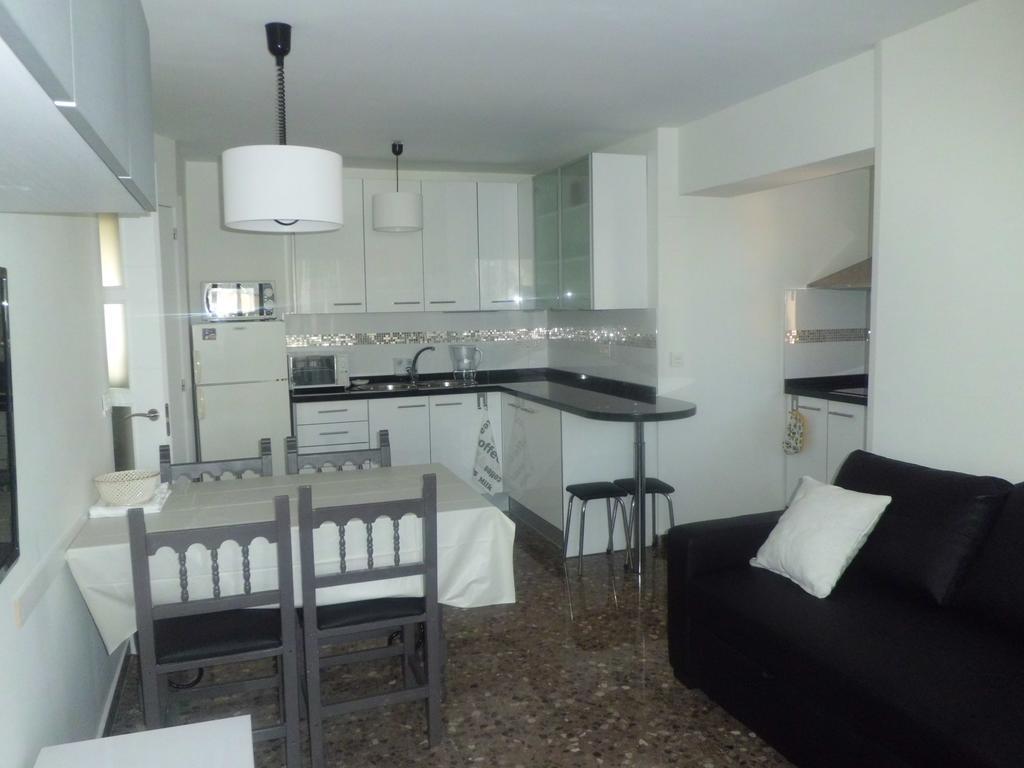 Apartment Alcalde Manuel Catalan Chana Бенідорм Номер фото